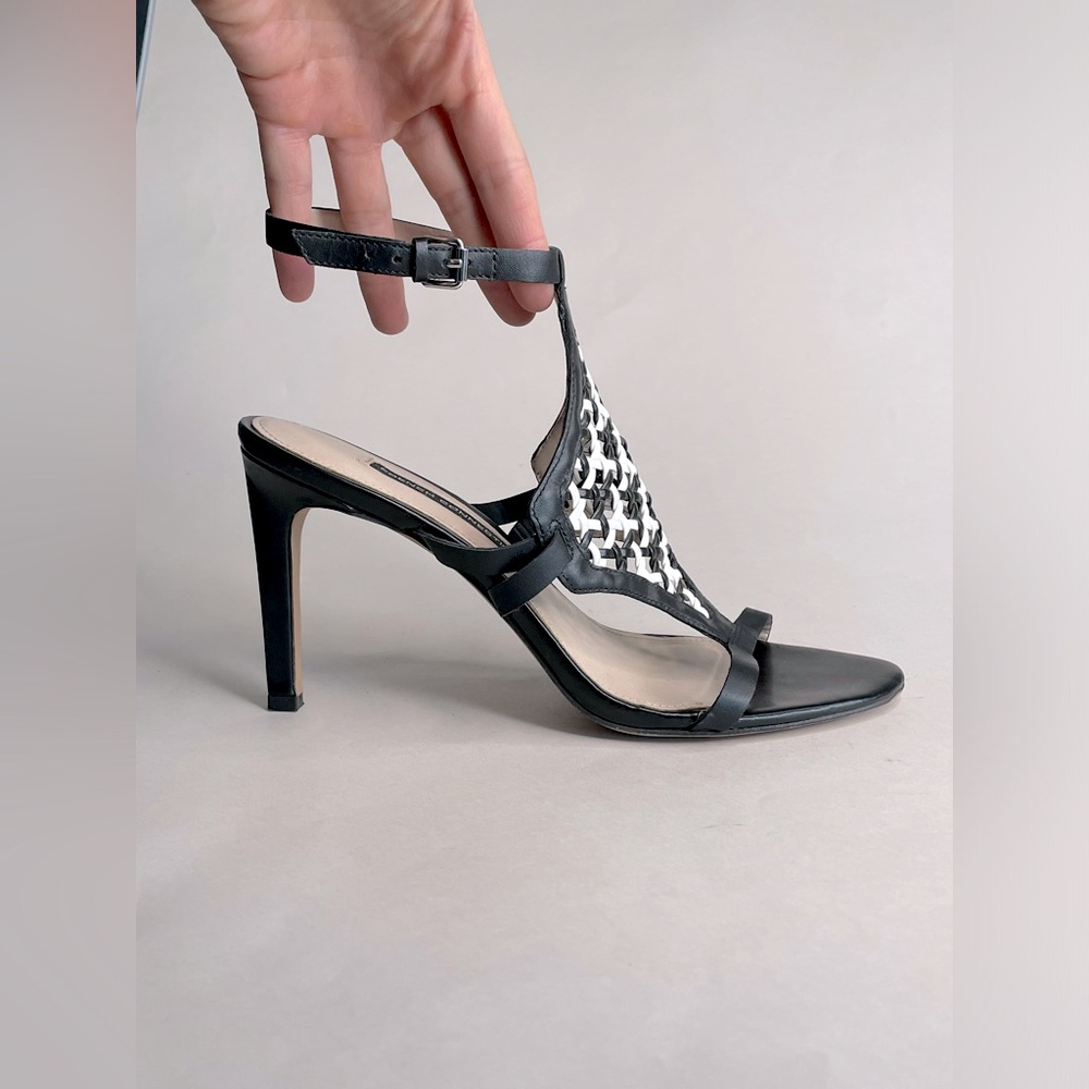 FRENCH CONNECTION leather heels